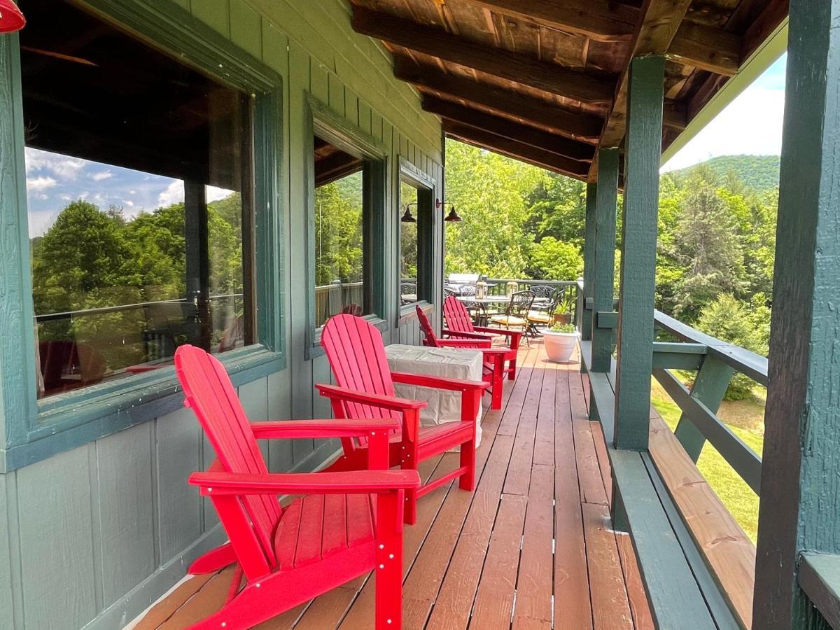 Longview Lodge Диллард Экстерьер фото