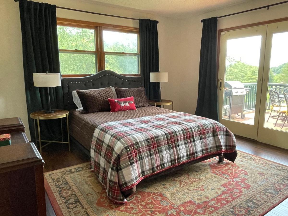 Longview Lodge Диллард Экстерьер фото