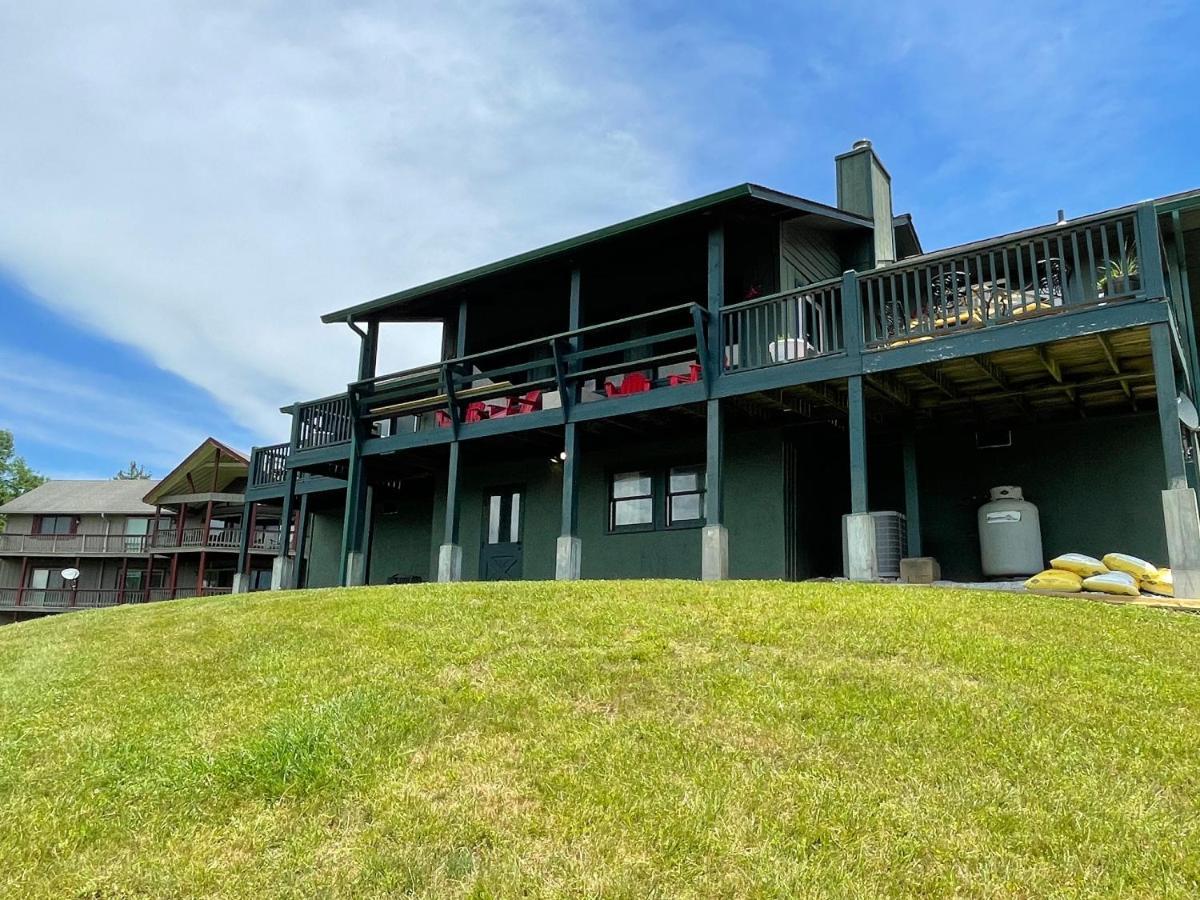 Longview Lodge Диллард Экстерьер фото